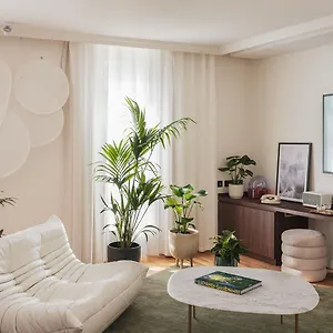 Hotel Seven Paris