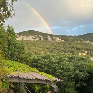 Hotel Le Grand Puech Mimet